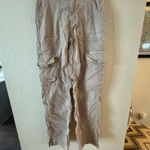 American Eagle Outfitters Women's Cargo Jeans